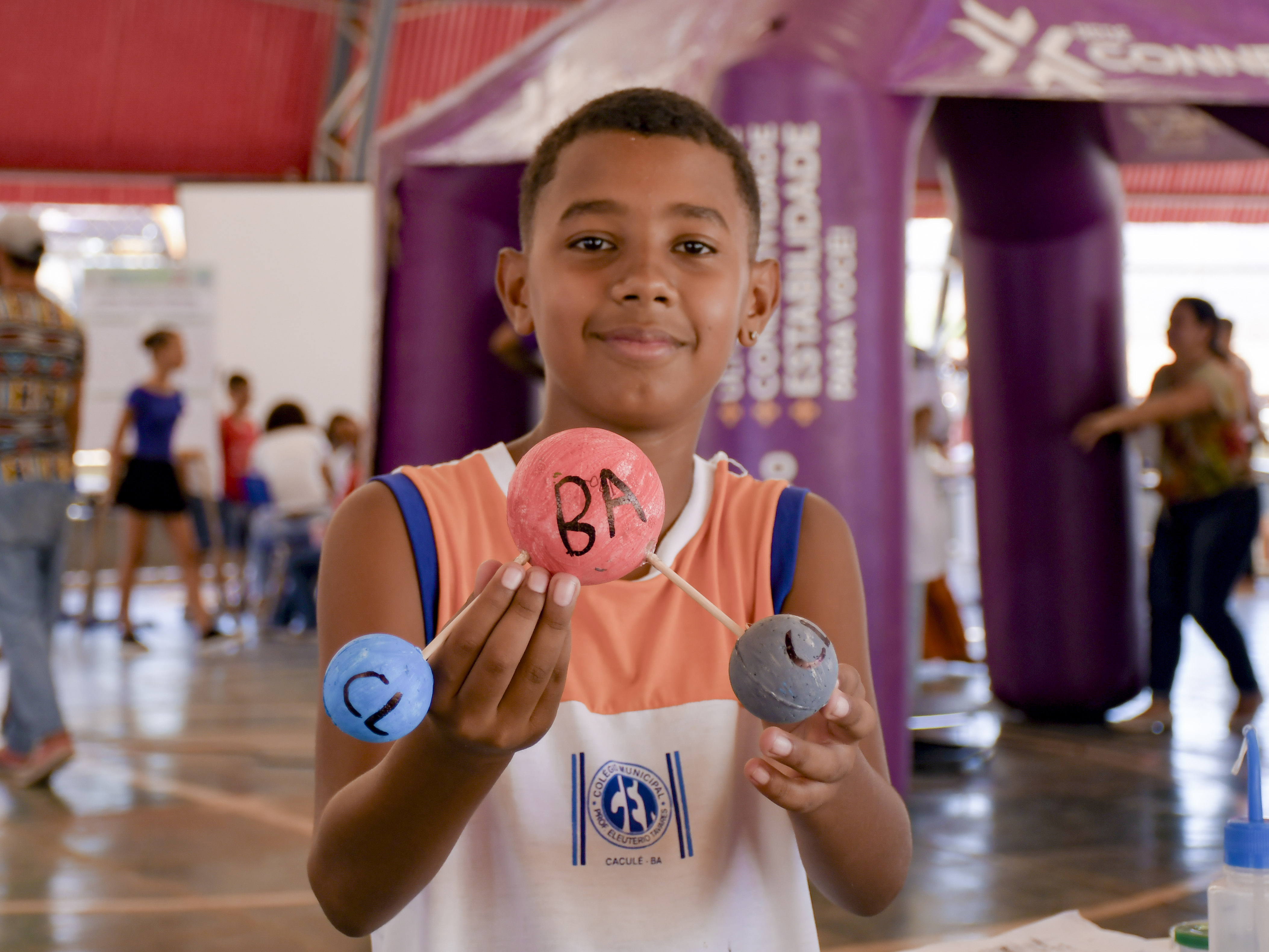 ESCOLA PROFESSOR ELEUTÉRIO TAVARES CELEBRA A SUA 1ª FEIRA DE CIÊNCIAS, MATEMÁTICA E ARTES