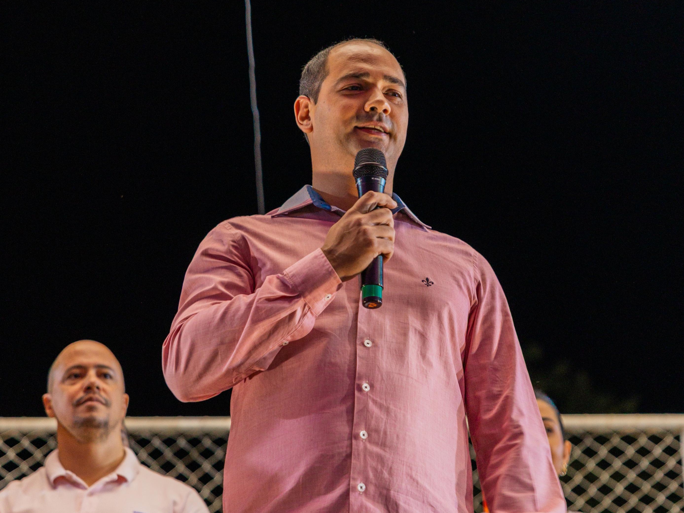 COMUNIDADE DA TAPERA CELEBRA NOITE HISTÓRICA COM INAUGURAÇÃO DE SISTEMA DE ABASTECIMENTO DE ÁGUA E REINAUGURAÇÃO DE ESCOLA MUNICIPAL