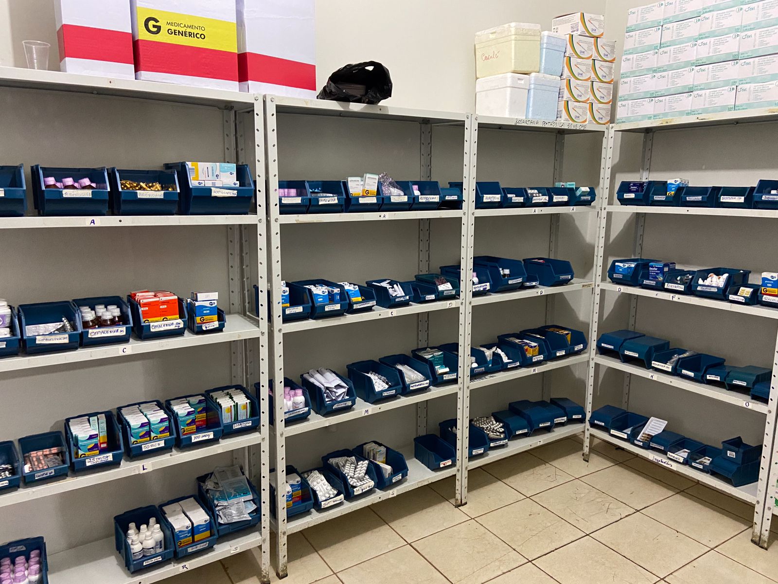 FARMÁCIA BÁSICA RECEBE NOVO LOTE DE MEDICAMENTOS